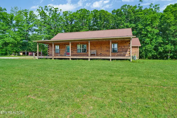 40 Diamond Padgett Lane, Monterey, TN 38574