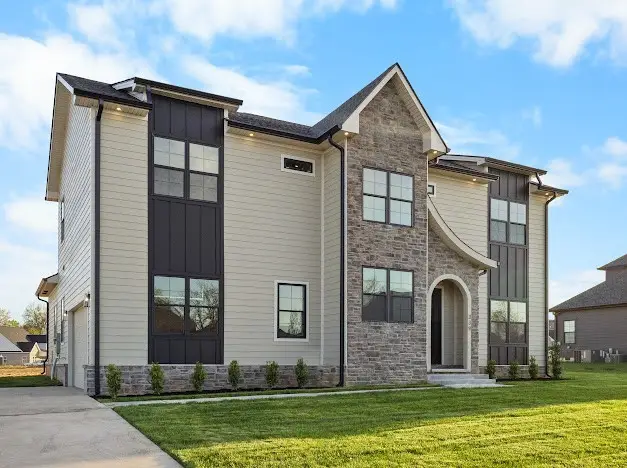 339 Ellington Dr, Clarksville, TN 37043 - #3