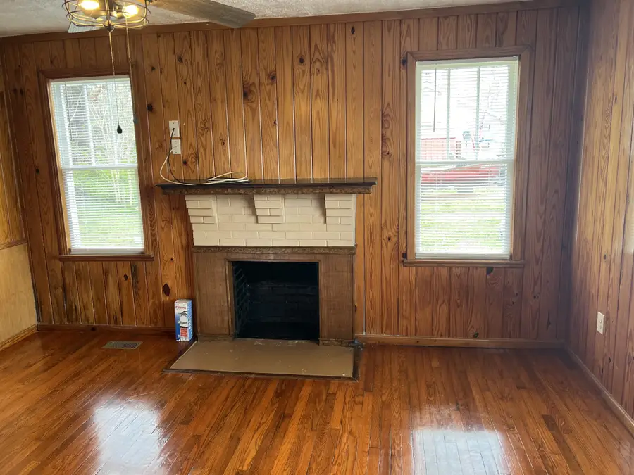 190 W Hite St, Gallatin, TN 37066 - #3