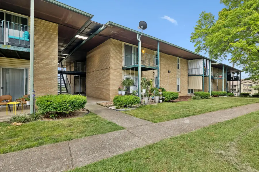 555 N Dupont Ave #A16, Madison, TN 37115 - Image #2