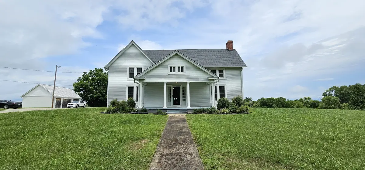 315 Seven Mile Ferry Rd, Cunningham, TN 37052 - Image #1