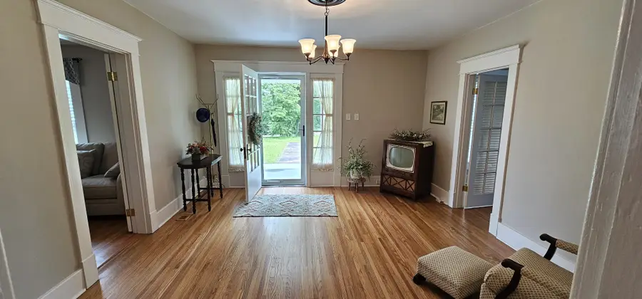 315 Seven Mile Ferry Rd, Cunningham, TN 37052 - Image #3