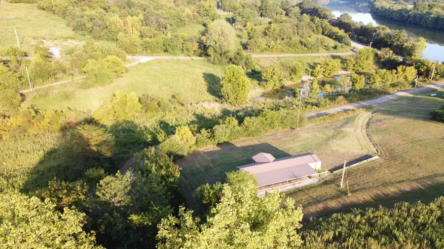 2744 Gladdice Hwy, Whitleyville, TN 38588 - Image #3