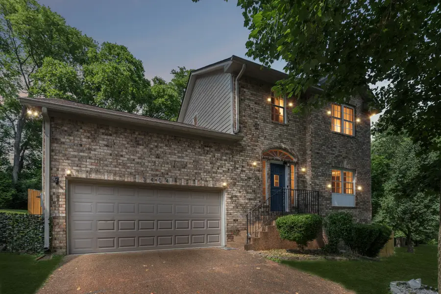 3404 Parkwood Ct, Hermitage, TN 37076 - Image #2