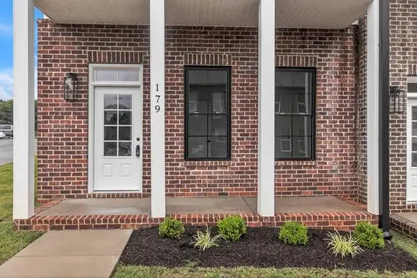 179 Charleston Ave, Pleasant View, TN 37146 - Image #2