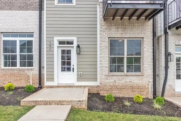 191 Charleston Ave, Pleasant View, TN 37146 - Image #2