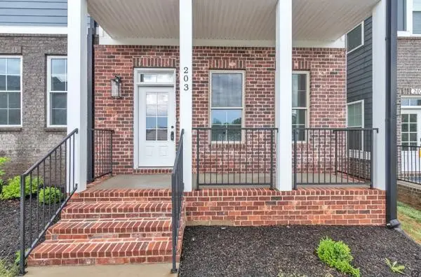 203 Charleston Ave, Pleasant View, TN 37146 - Image #2