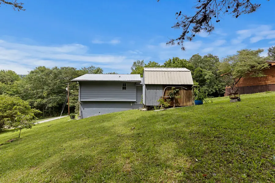 460 E Georgia Avenue, Whitwell, TN 37397 - Image #3