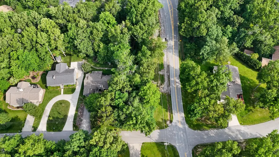 120 Lakeview Dr, Crossville, TN 38558 - Image #2