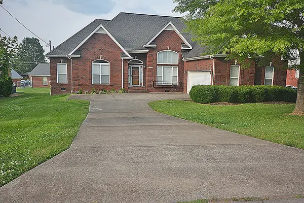 502 Johnstown Dr, Smyrna, TN 37167