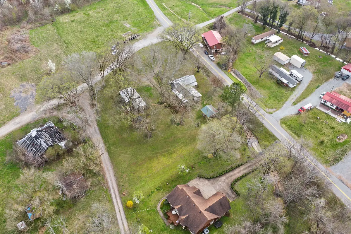 35 Airport Ln, Stewart, TN 37175 - #1