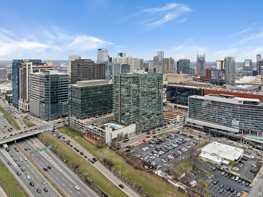 1212 Laurel St #1510, Nashville, TN 37203 - Image #2