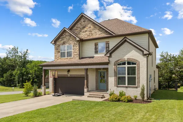 5308 Abbottswood Dr, Smyrna, TN 37167