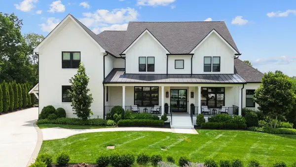 7025 Lanceleaf Drive, College Grove, TN 37046