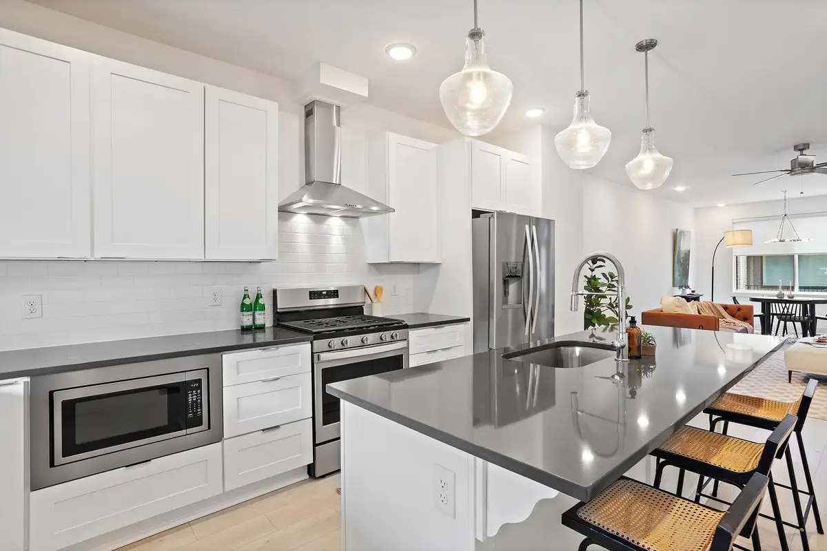 1635 Marshall Hollow Dr, Nashville, TN 37203 - Image #1