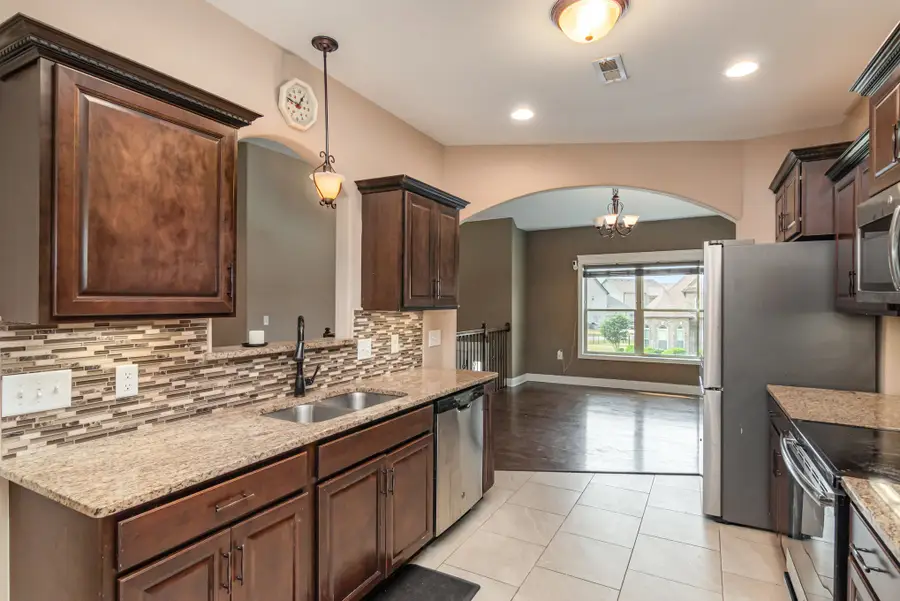 1038 Black Gum Ln, Clarksville, TN 37043 - #2