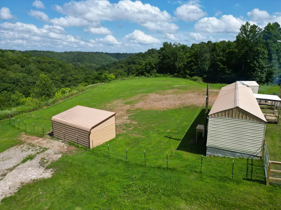 1013 Valencia Ct, Ashland City, TN 37015 - Image #3