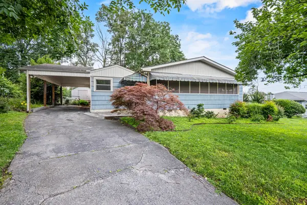 3841 Rollingwood Drive, Chattanooga, TN 37406