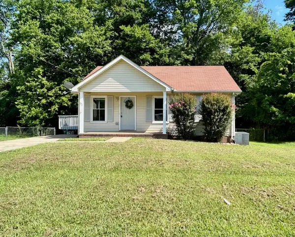 432 Sideline Dr, Oak Grove, KY 42262