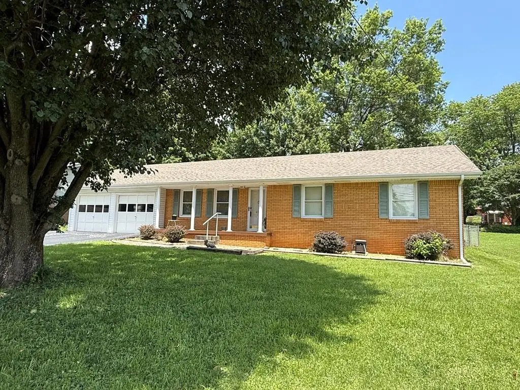 406 Hershey Dr, Hopkinsville, KY 42240 - Image #1
