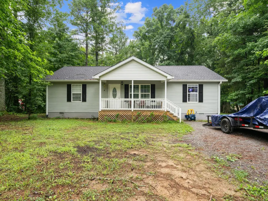 205 Windy Park Dr, Mc Ewen, TN 37101 - Image #2