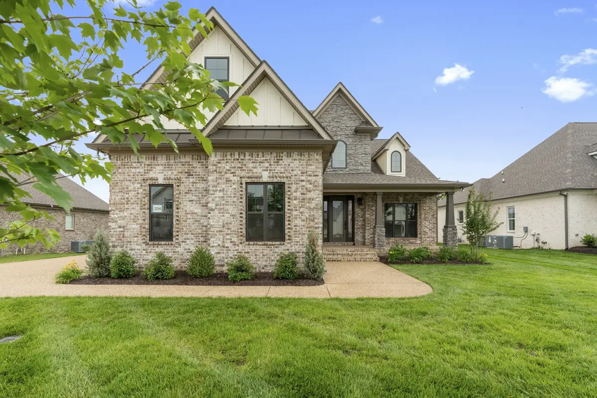 1102 Collin Dr #206, Lebanon, TN 37087 - Image #1