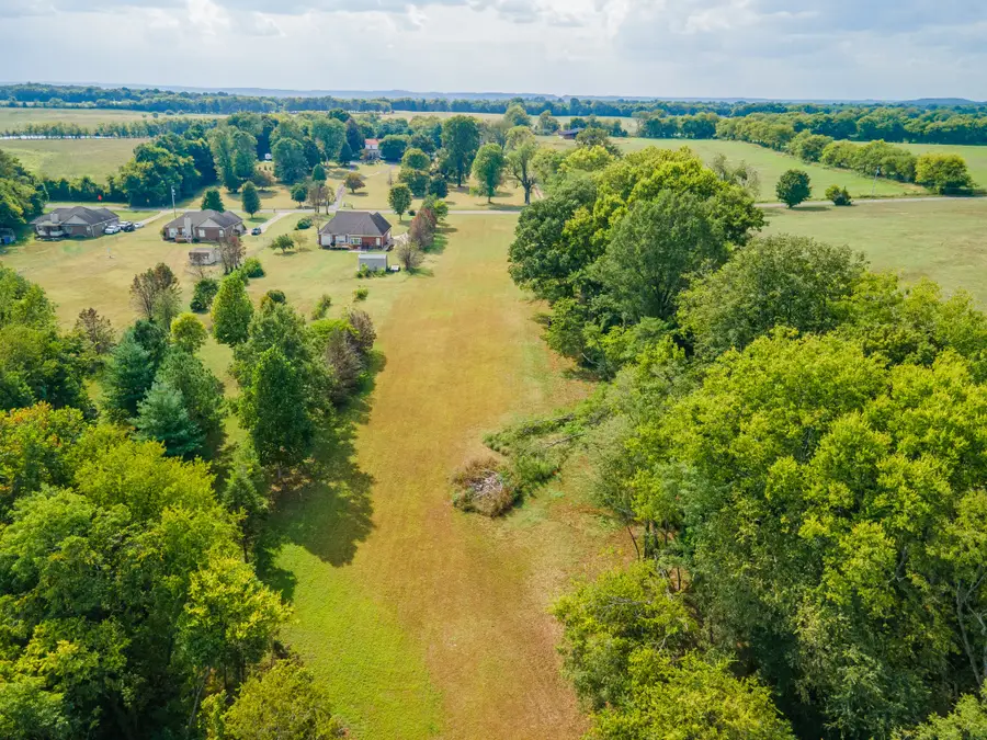 6616 Old Zion Rd, Columbia, TN 38401 - #2