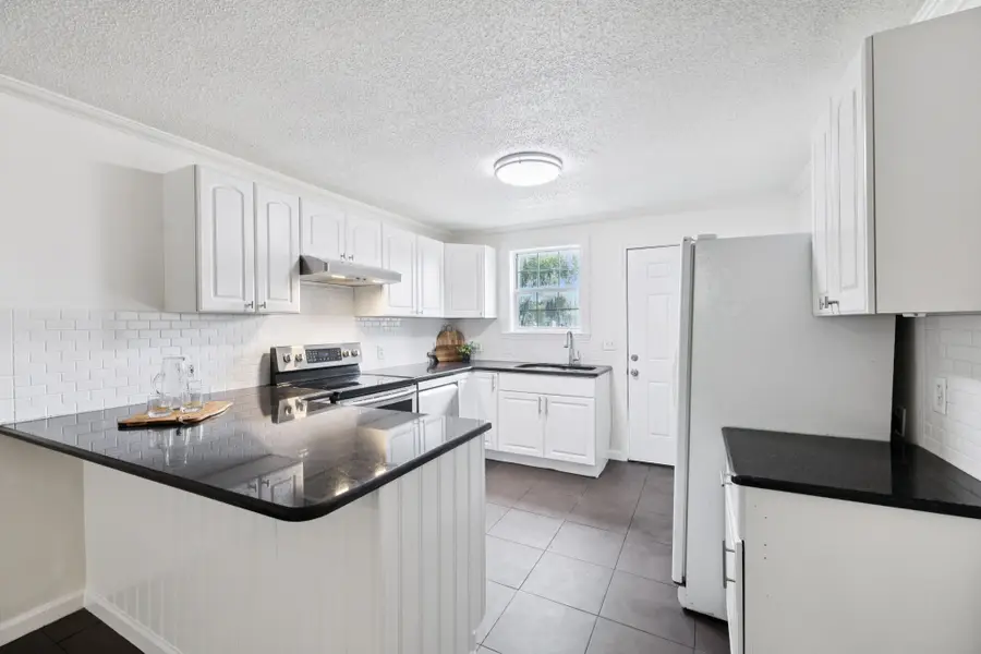 315 37th Ave N, Nashville, TN 37209 - Image #2