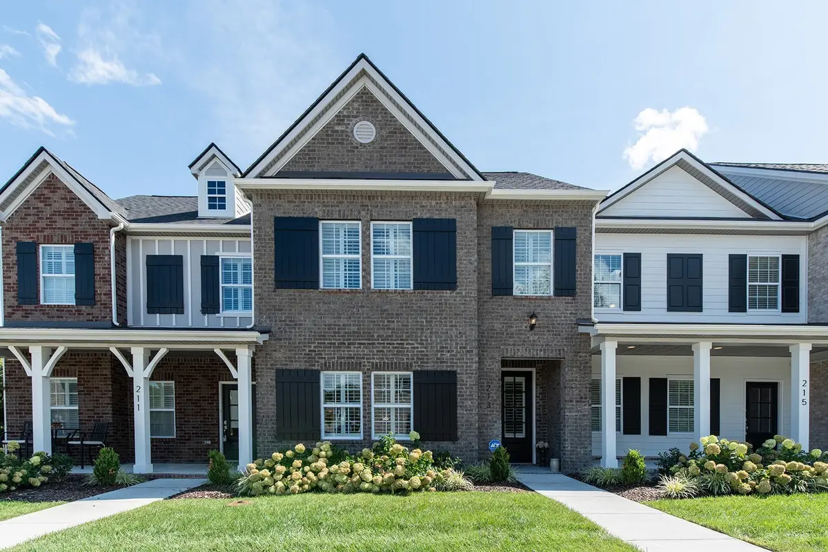 213 Grandstand Blvd, Gallatin, TN 37066 - Image #1