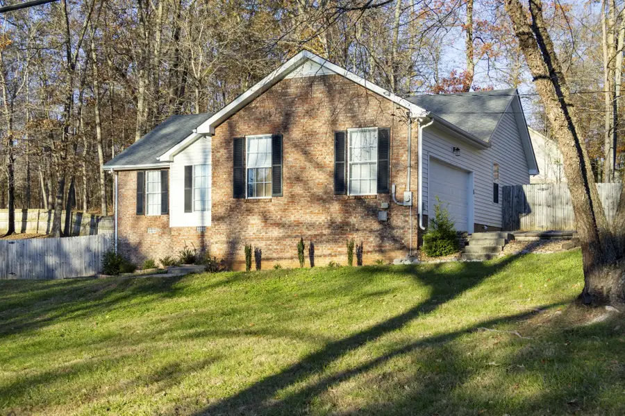 3497 Hunters Rdg, Woodlawn, TN 37191 - Image #3