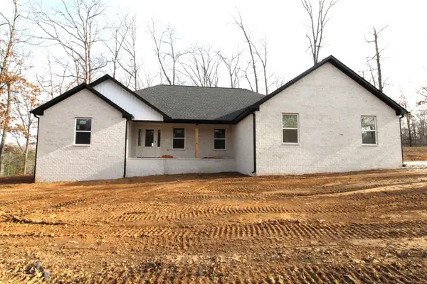 440 Oak Point Dr, Lexington, TN 38351