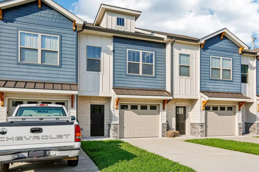 104 Hartsville Ct, Lebanon, TN 37087 - Image #2