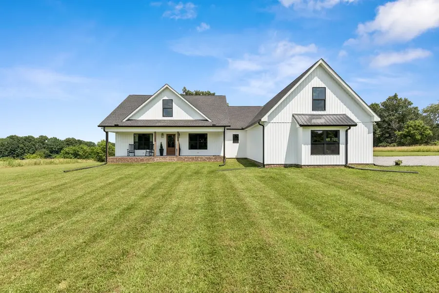 2590 Oakdale Rd, Westmoreland, TN 37186 - Image #2