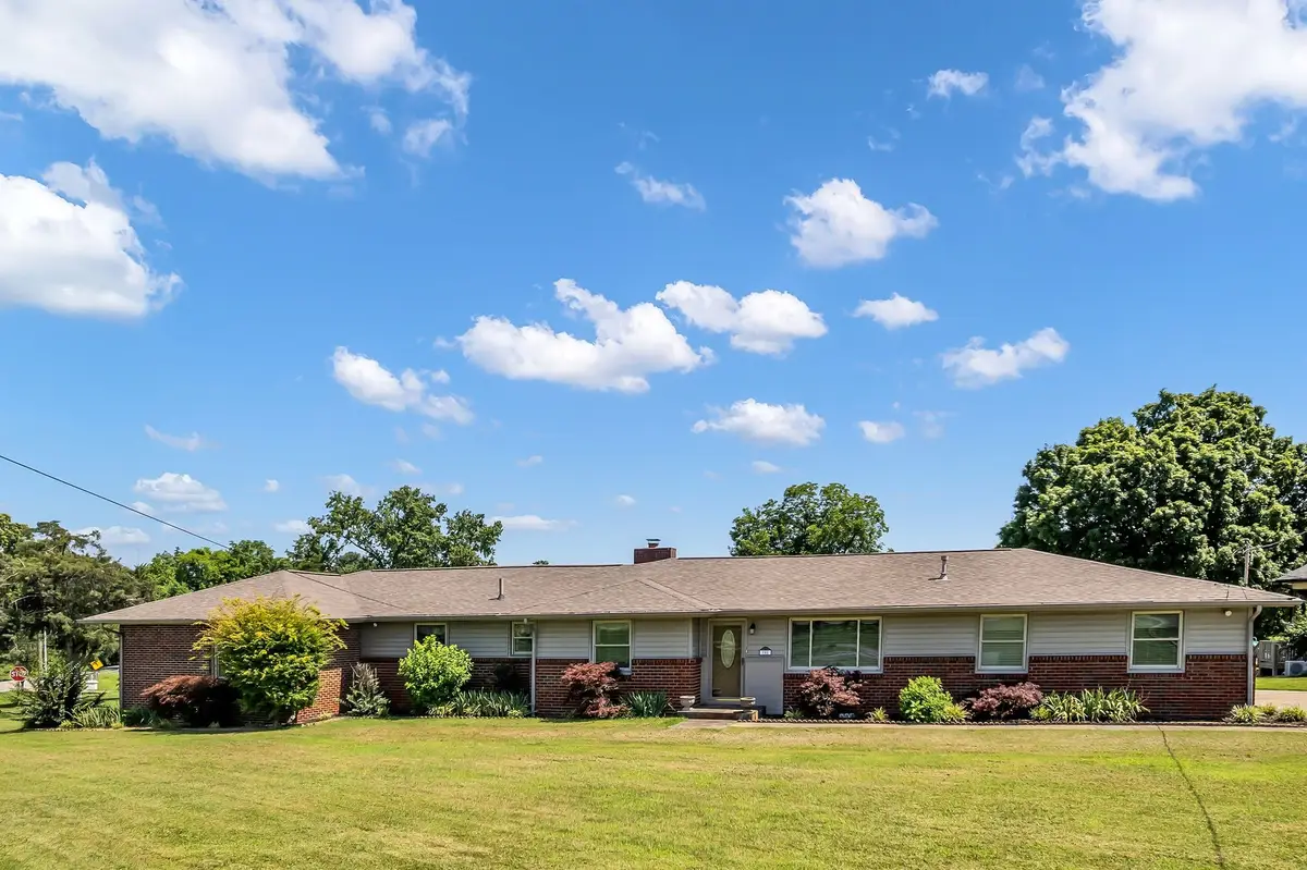 101 Cedarwood Dr, Hendersonville, TN 37075 - #1