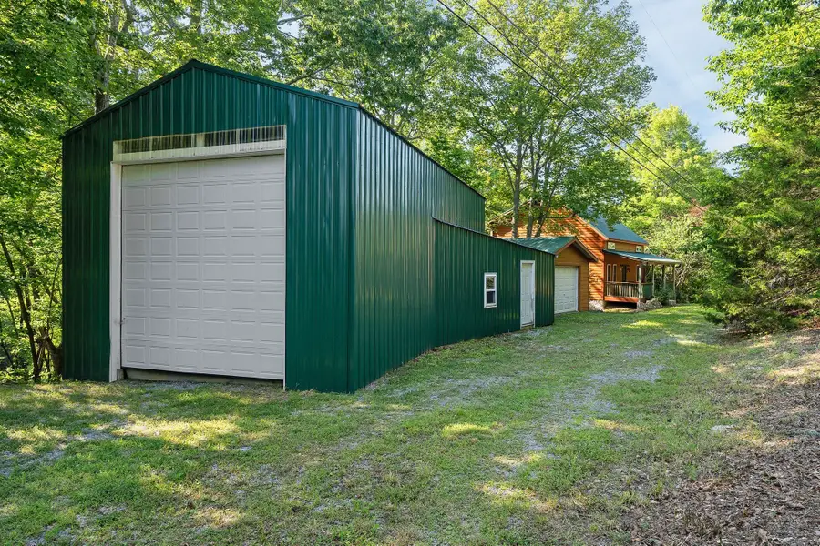 1235 Lakeview Dr, Smithville, TN 37166 - #2