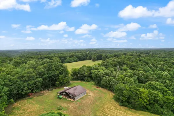 1904 Millers Chapel Rd, Charlotte, TN 37036