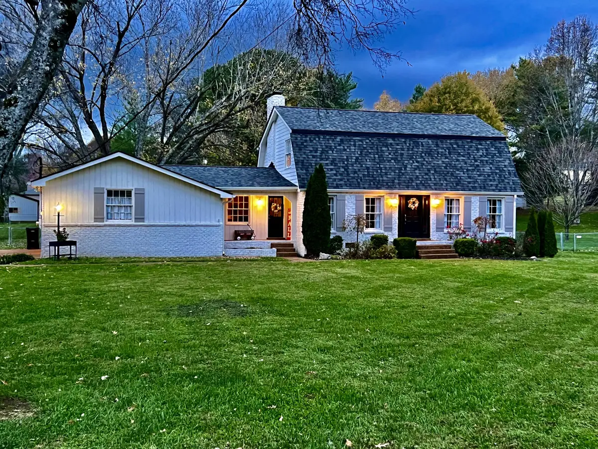 2215 Creekside Ln, Franklin, TN 37064 - #1