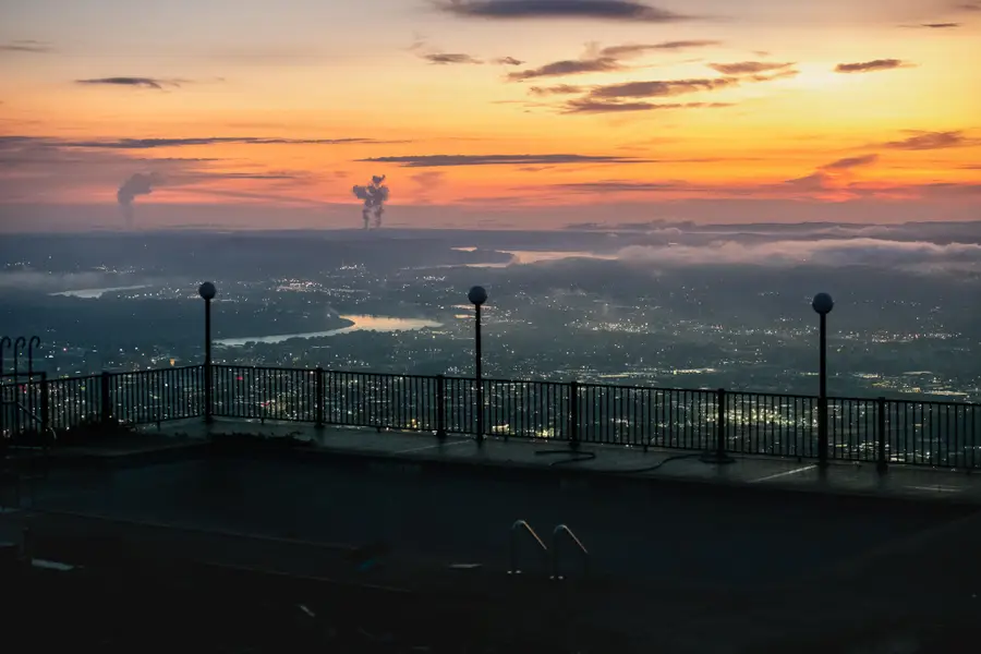 1107 E Brow Road, Lookout Mountain, TN 37350 - #2