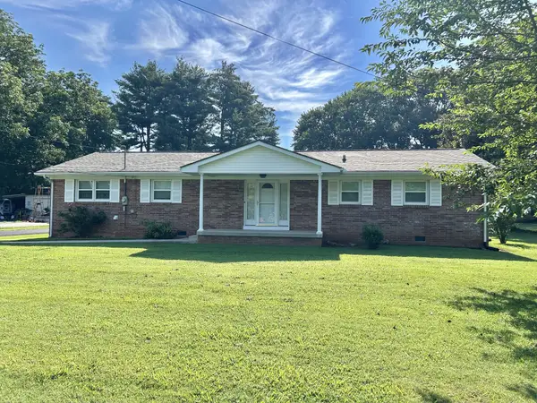 119 Elkins St, Estill Springs, TN 37330