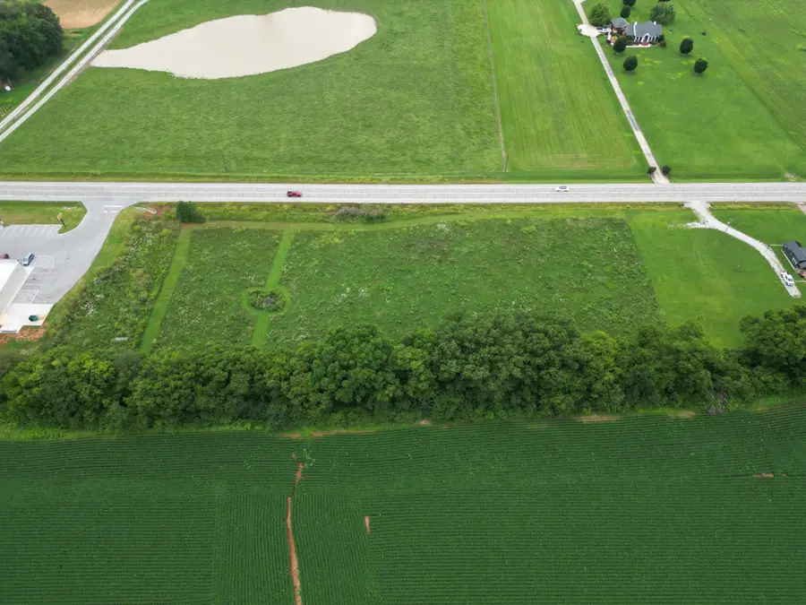 1533 Rowe Gap Rd, Winchester, TN 37398 - #3