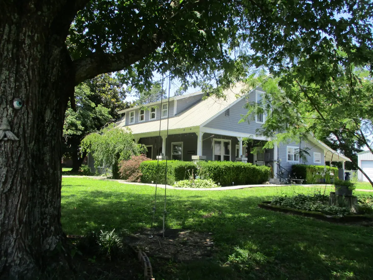 526 W Main St, Smithville, TN 37166 - Image #1