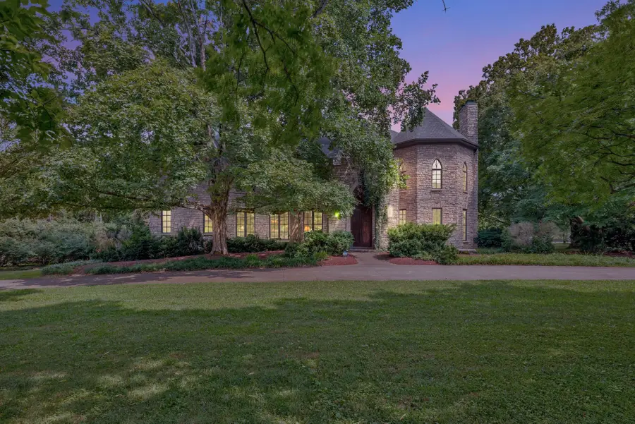 1108 Belle Meade Blvd, Nashville, TN 37205 - Image #2