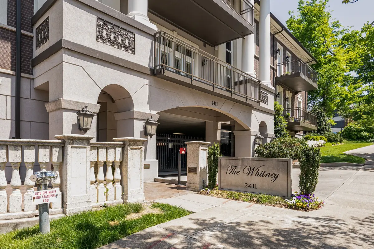 2411 Crestmoor Rd #104, Nashville, TN 37215 - Image #1