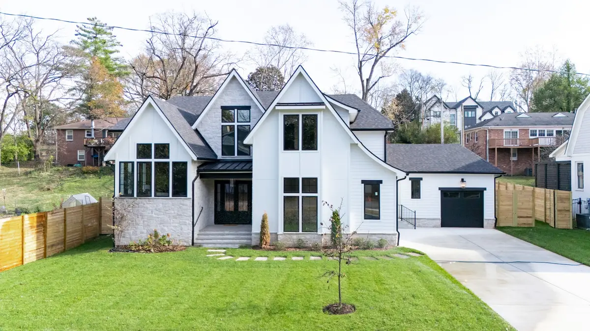 2911 Wellesley Trace, Nashville, TN 37215 - Image #1