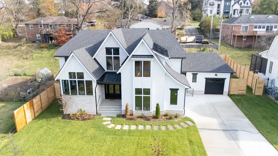 2911 Wellesley Trace, Nashville, TN 37215 - Image #2