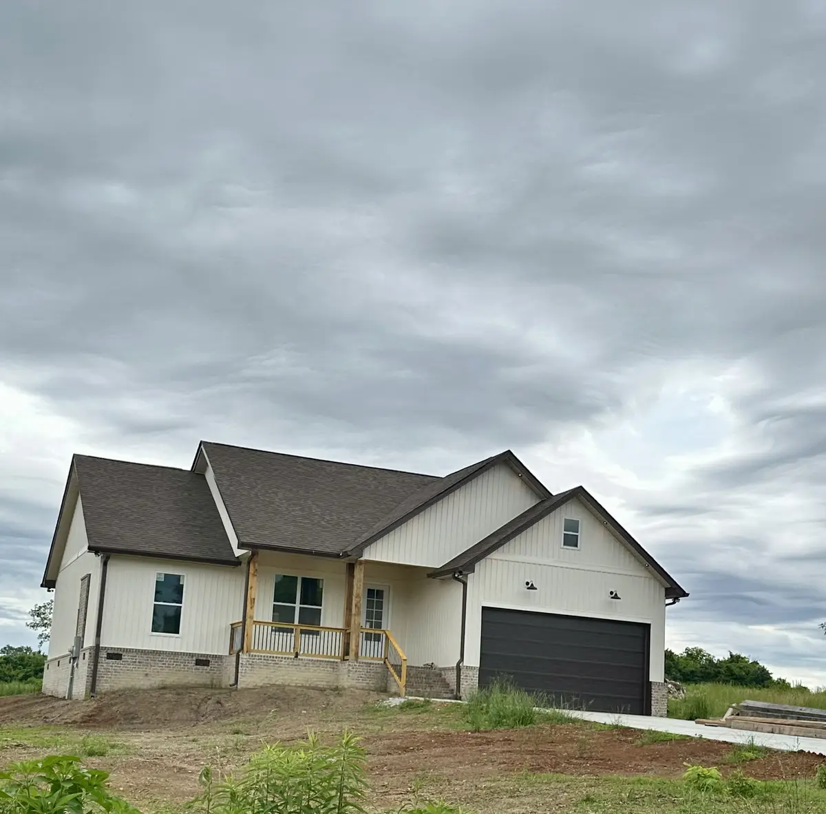 134 Lightfoot Ln, Estill Springs, TN 37330 - Image #1