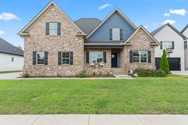 2428 Sandstone Cir, Murfreesboro, TN 37130