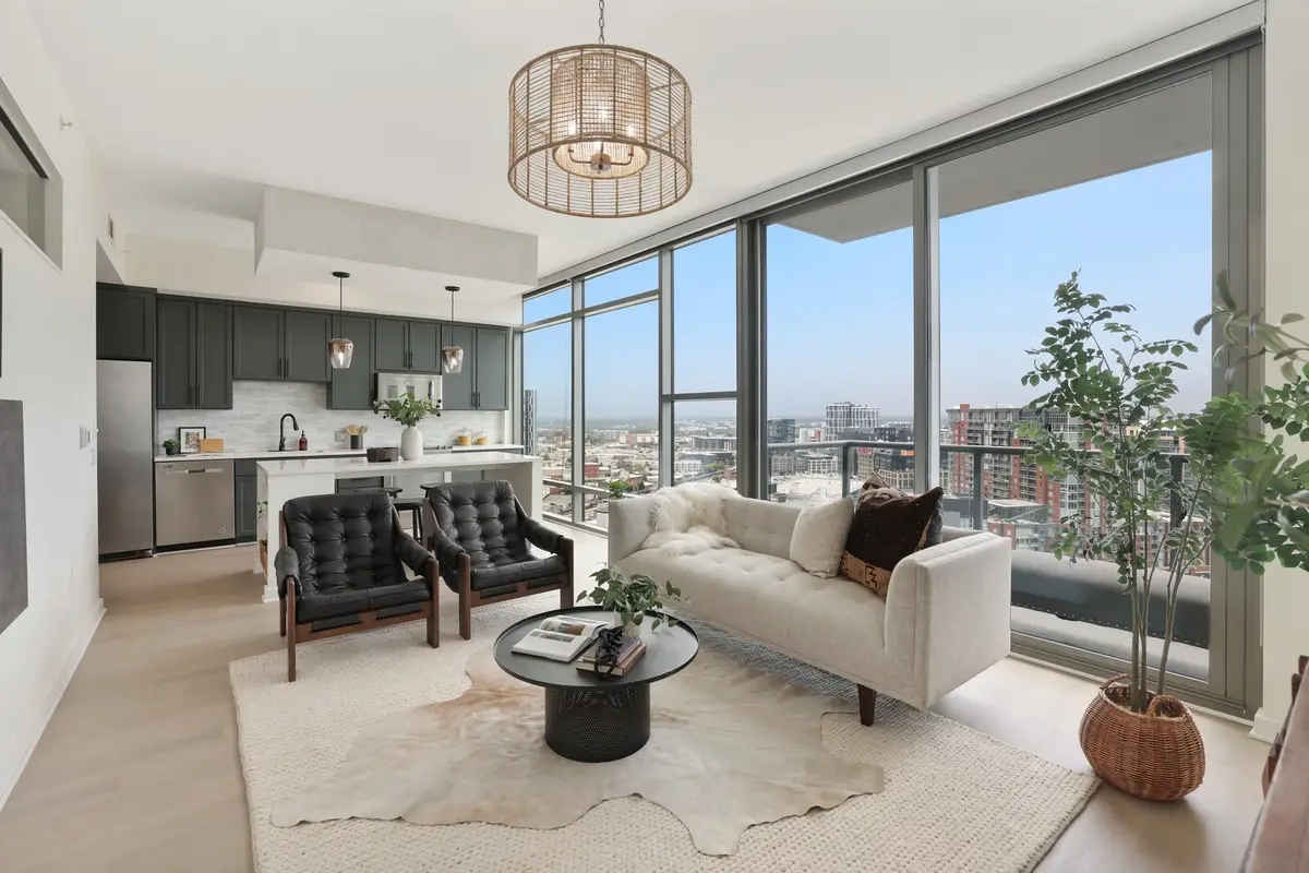 1212 Laurel St #1905, Nashville, TN 37203 - Image #1