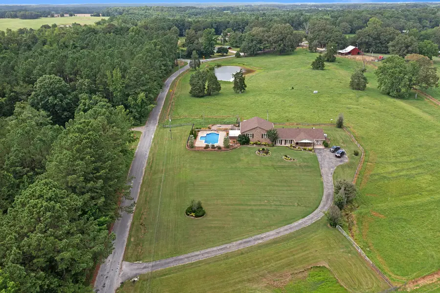 1882 Sand Ridge Bargerton Rd, Lexington, TN 38351 - #2