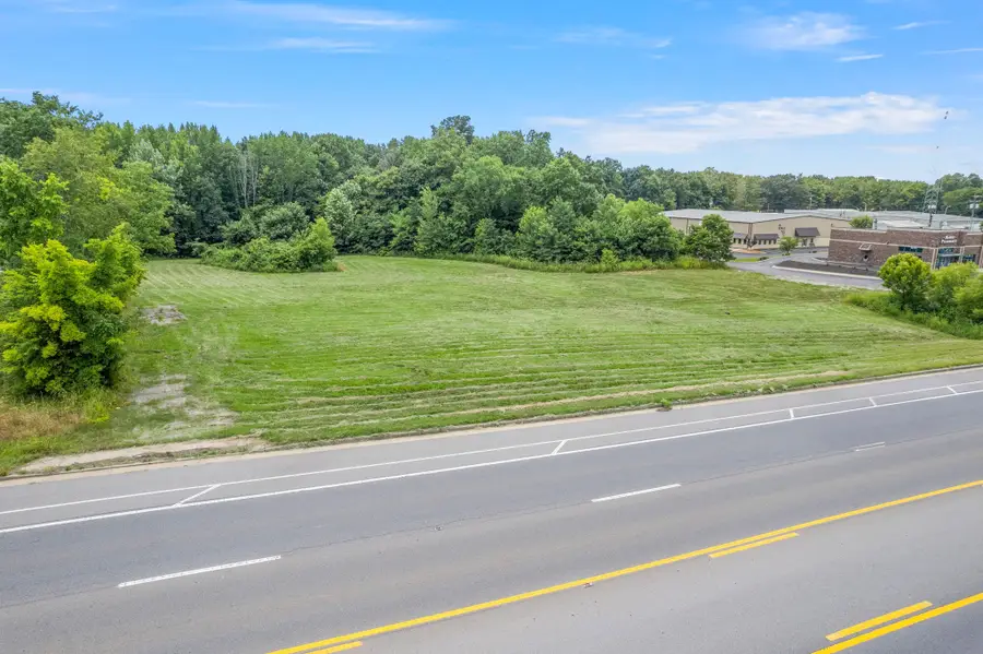 2630 Madison St, Clarksville, TN 37043 - #3